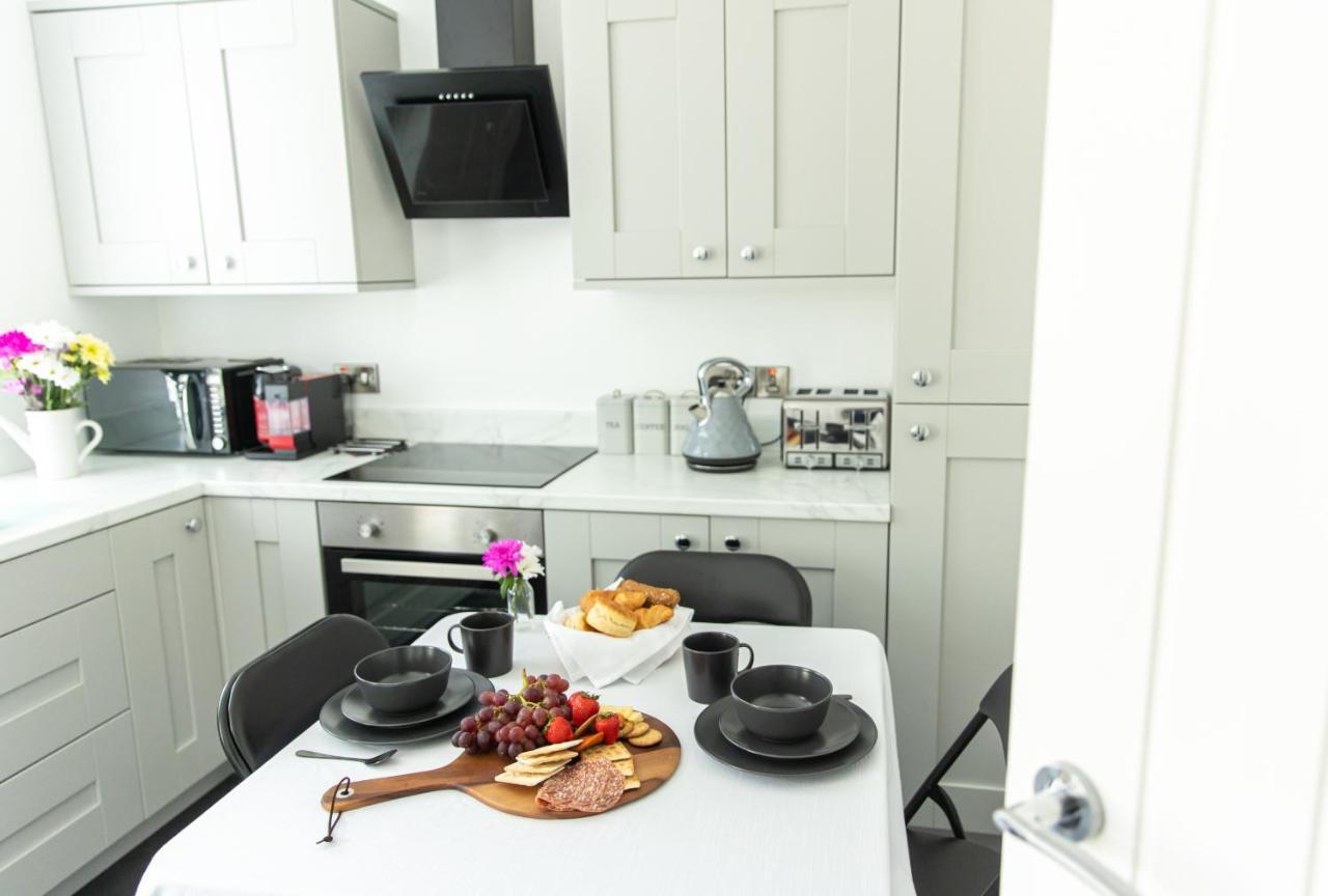 בלפסט Entire Family Home , Large Rear Garden And Free Parking מראה חיצוני תמונה